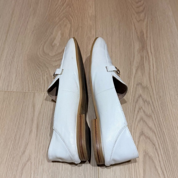 BCBG Women's Zeldi White Leather Fashion Loafers Size 8.5 - Picture 6 of 12